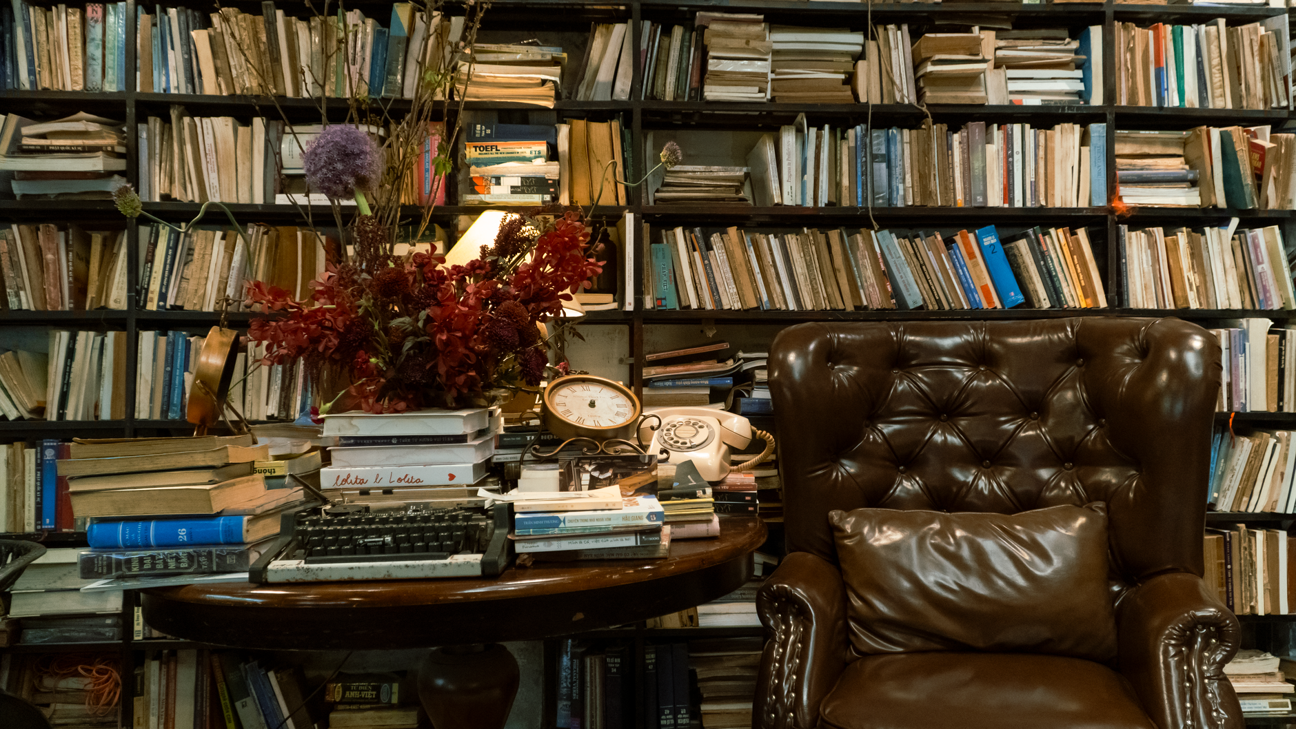 Building a Cozy Reading Nook Anywhere