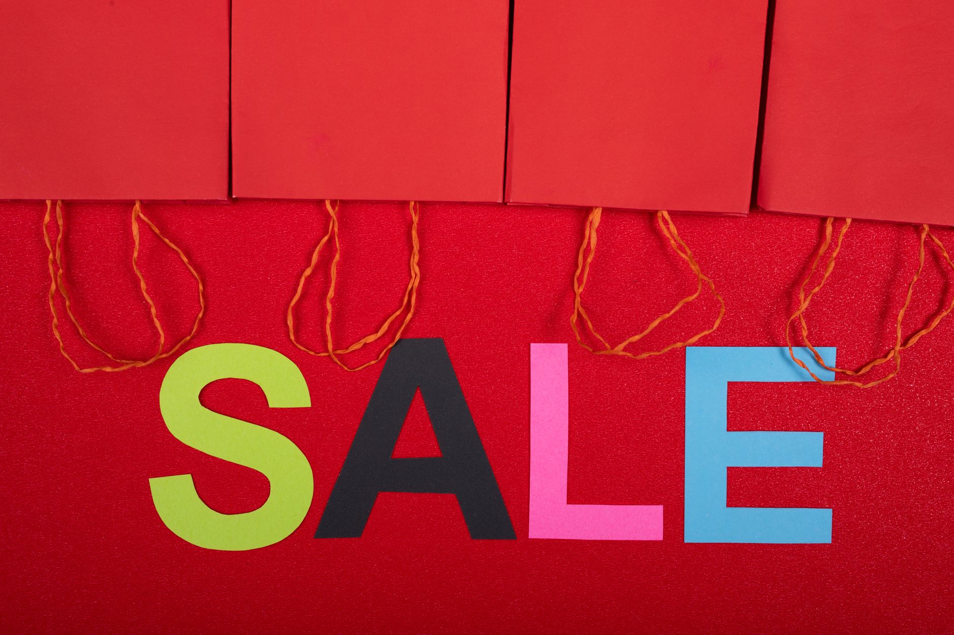Smart Ways to Save on Seasonal Shopping