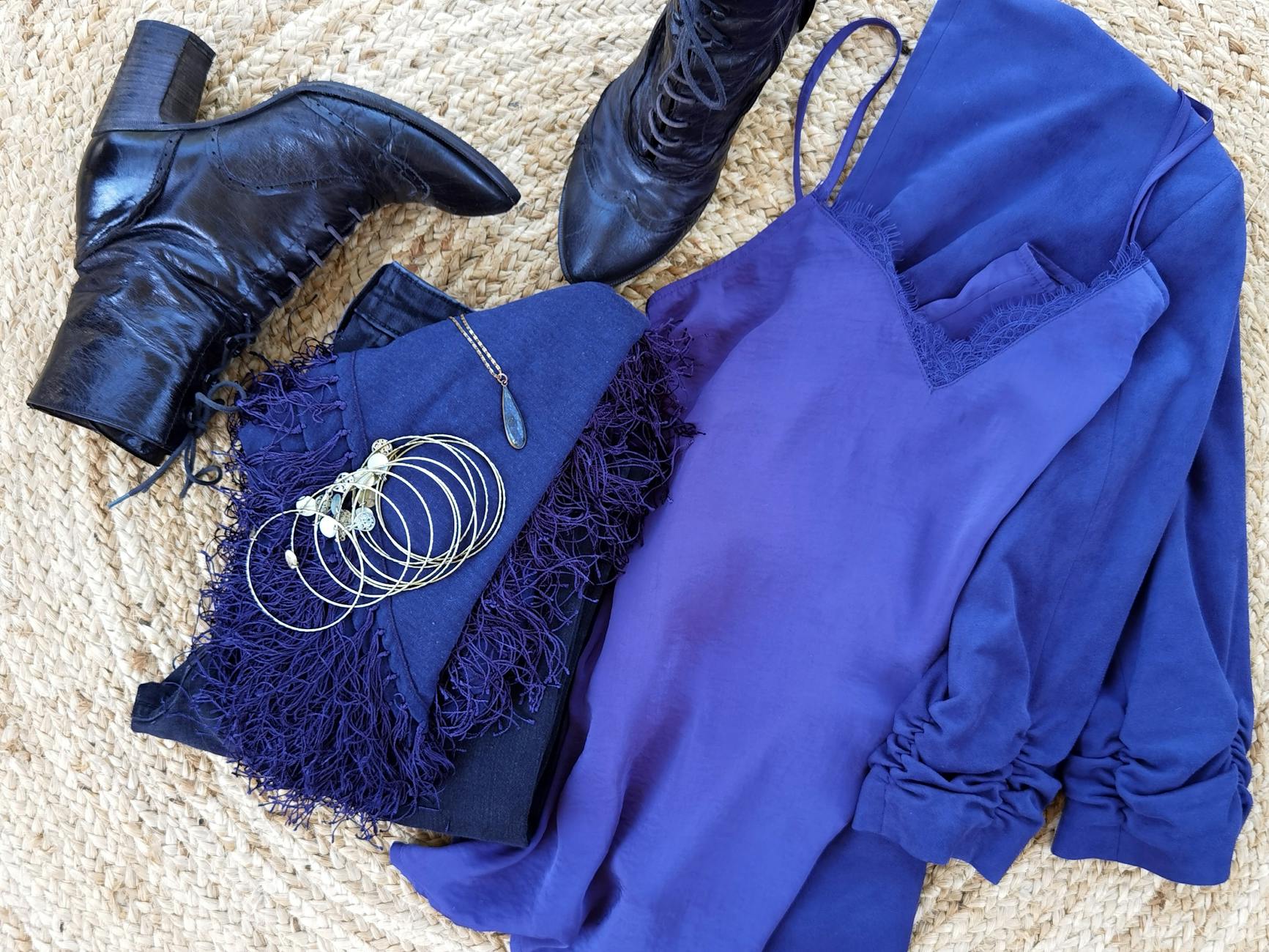 How to Transition Your Wardrobe Between Seasons