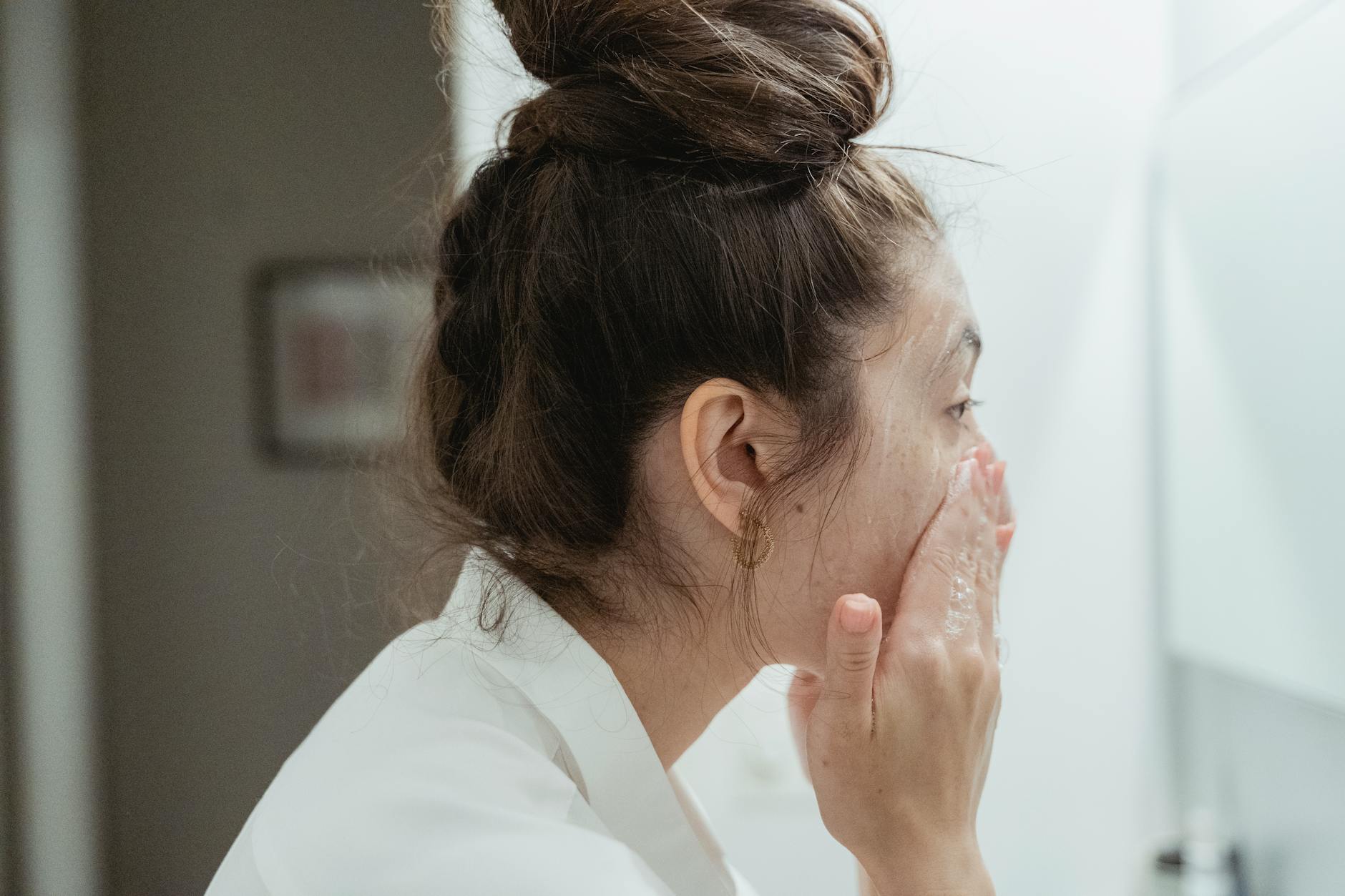 Understanding Your Skin Type and What It Needs